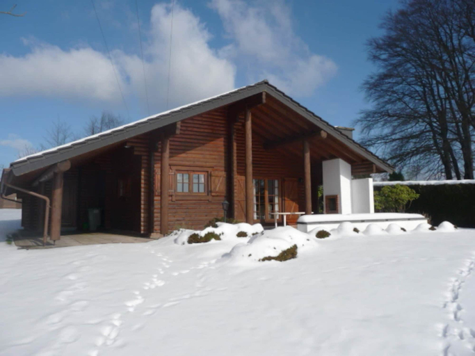 Exterior & Views 2, Stavelot Chalet with Garden, Liège