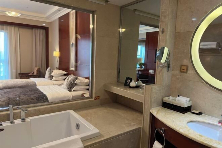 Bathroom 3, Jinyu Rose Manor Hotel, Xuchang