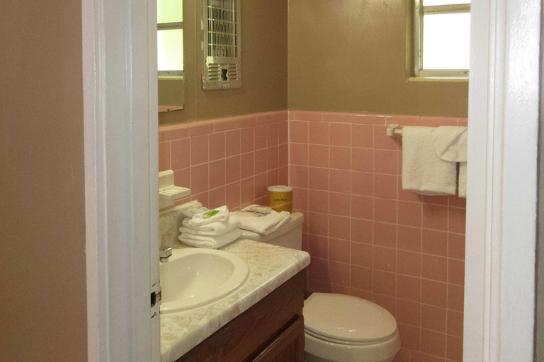 Bathroom 2, Americas Best Value Inn Franklin, Macon