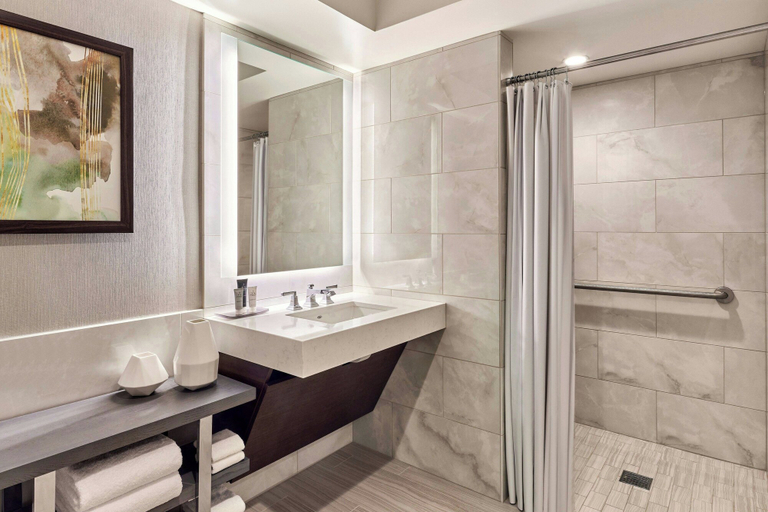 Bathroom 5, JW Marriott Anaheim Resort, Orange