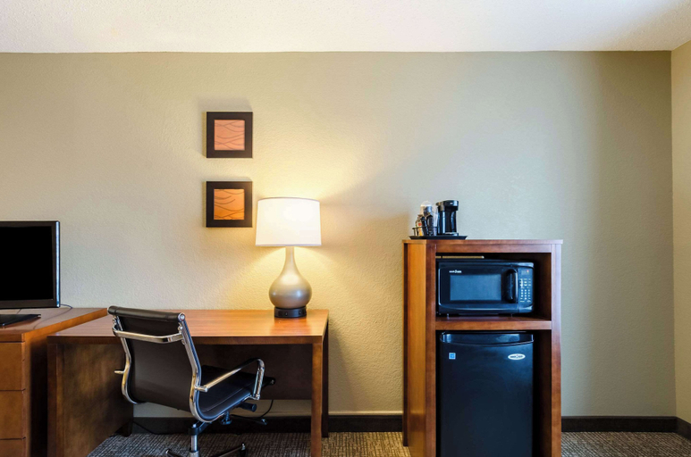 Others 5, Comfort Inn Randolph - Boston, Norfolk
