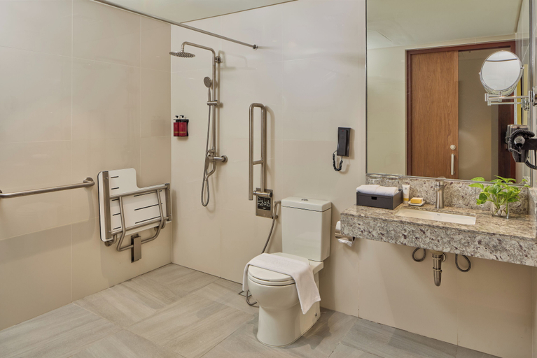 Bathroom 5, Grand Westside Manila Bay, Parañaque