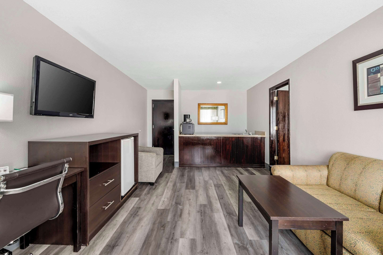 Others 5, Quality Inn Siloam Springs West, Benton