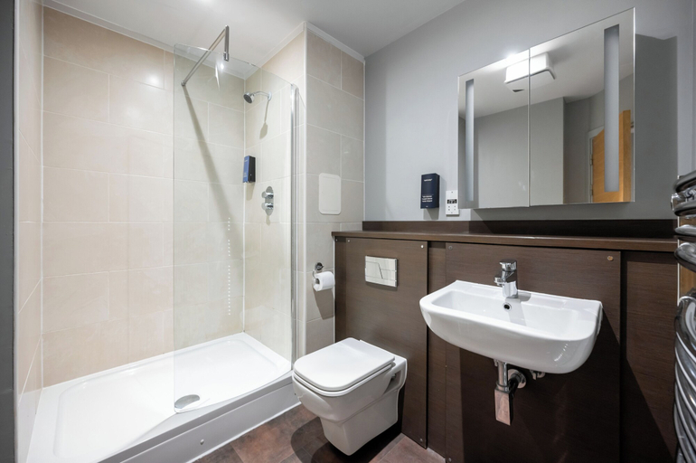 Bathroom 4, Staycity Aparthotels, Edinburgh, West End, Edinburgh