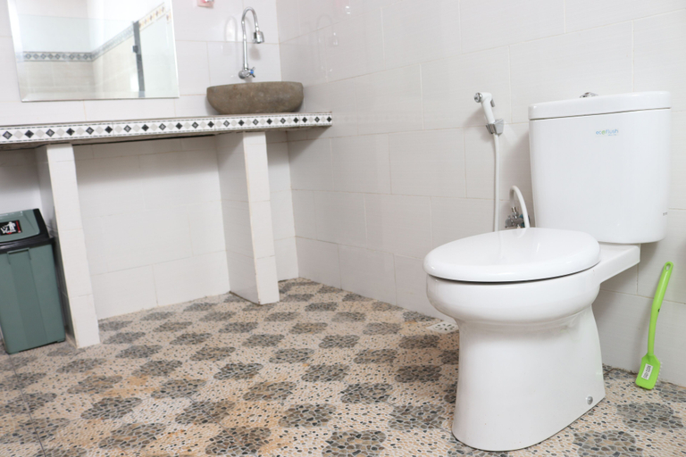 Bathroom 3, Dangin Kubu Bungalow, Klungkung
