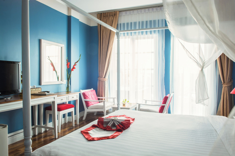 Bedroom 28