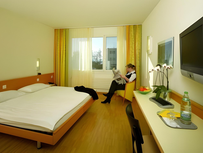 Bedroom 9