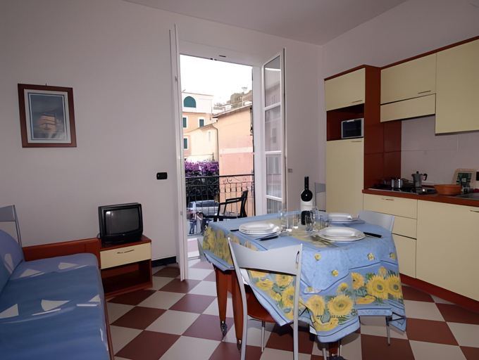Dining Room 13