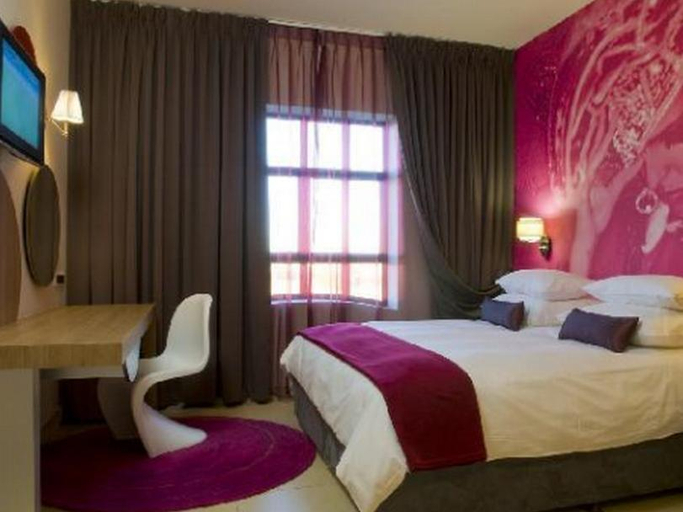 Bedroom 2, Rio Hotel, Dr Kenneth Kaunda