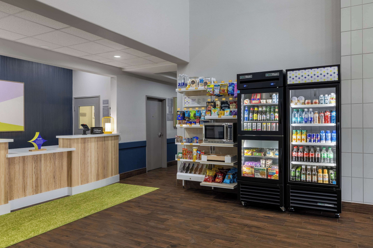 Food & Drinks 5, Spark by Hilton Nacogdoches, Nacogdoches