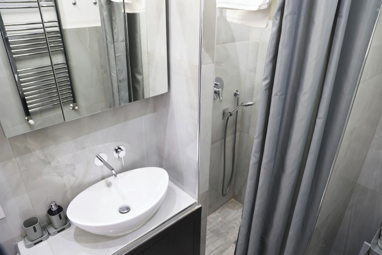 Bathroom 3, Milly's House, Napoli