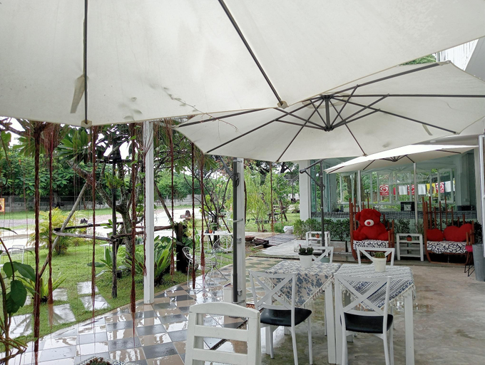 Food & Drinks 4, Khao Yoi Valley, Khao Yoi