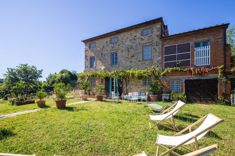 Villa Isabo by VacaVilla, Lucca