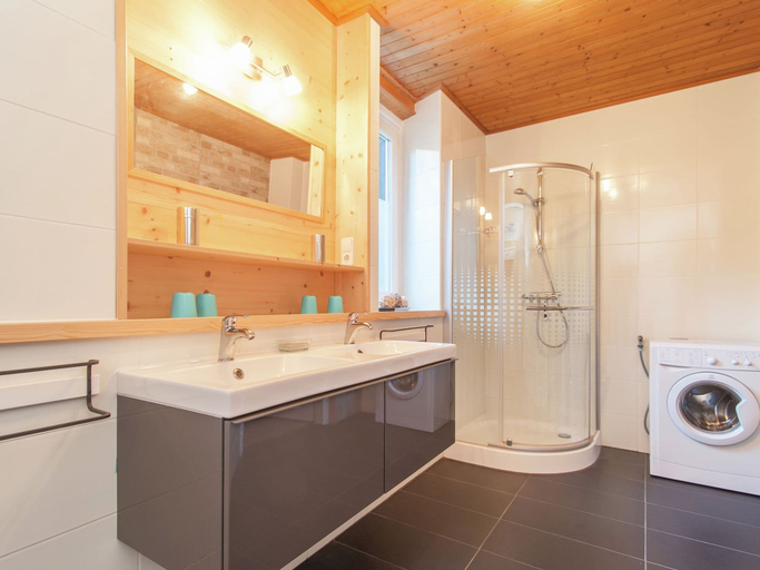 Bathroom 4, Holiday Home in Hermagor Near Nassfeld Ski Area, Hermagor