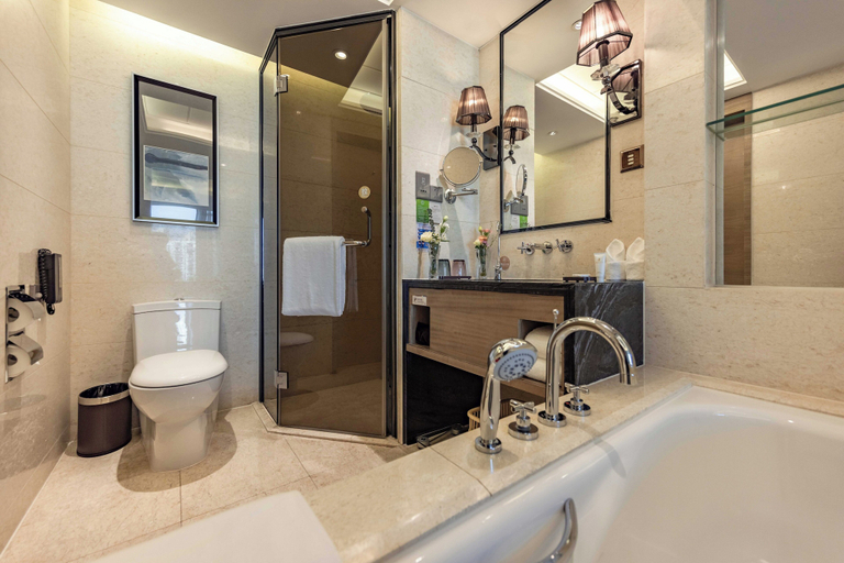 Bathroom 22