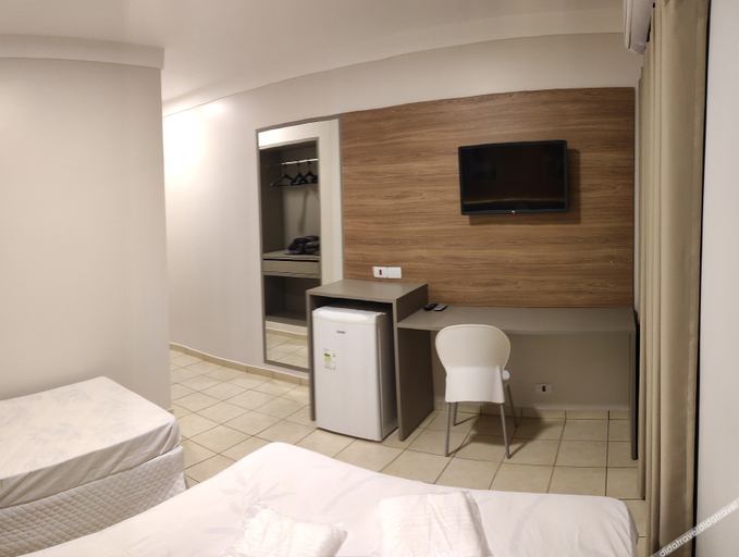 Bedroom 2, Liv Hotel, Porto Ferreira