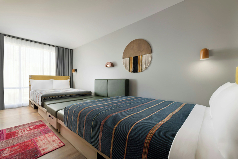 Bedroom 3, Moxy Asheville Downtown, Buncombe