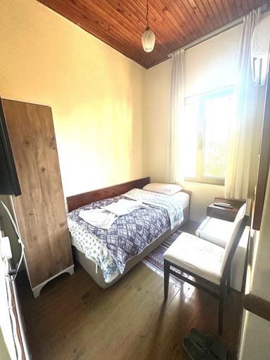 Bedroom 2, Kont Pansiyon, Antalya