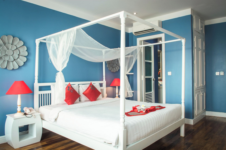 Bedroom 25