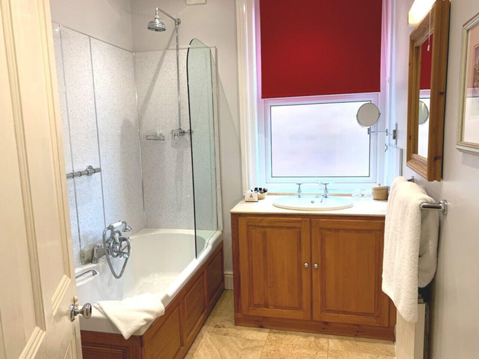 Bathroom 4, Mansion House , North Yorkshire