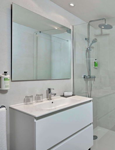 Bathroom 5, Sol Falco Menorca, Baleares