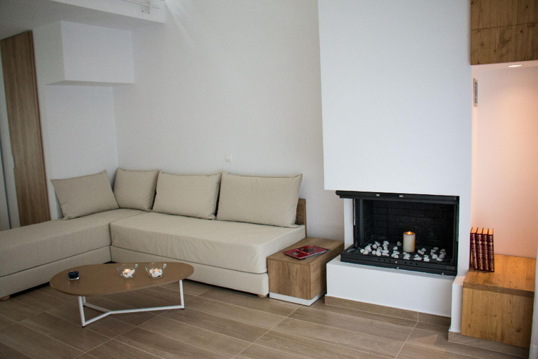 Others 3, Aristotelia Gi Ikies - Cozy Poolside Suite, Central Macedonia