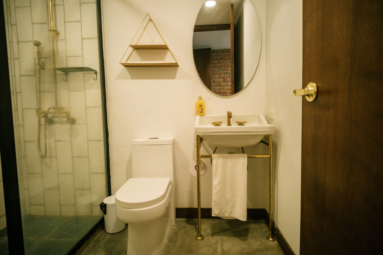 Bathroom 4, MuchoSur Santa Marta, Santa Marta (Dist. Esp.)