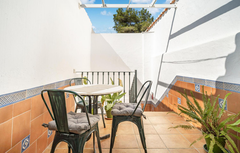 Others 3, Nice Apartment In Torremolinos With Swimming Pool, Málaga