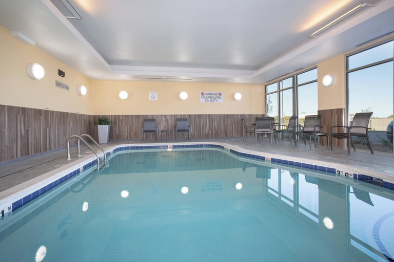 Sport & Beauty 5, Fairfield Inn & Suites by Marriott Burlington, Kit Carson