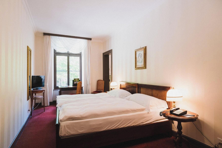 Bedroom 6