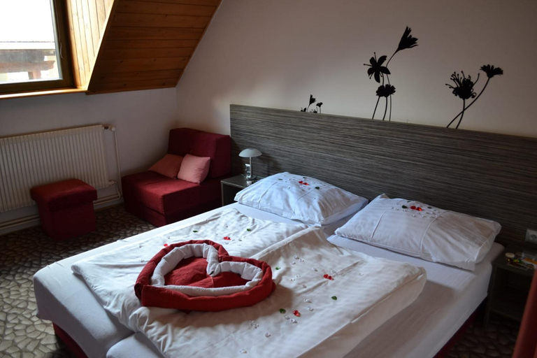 Others 4, Pension u Faustu, Blansko