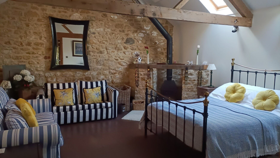 Bedroom 4, The Old Stables, Leicestershire