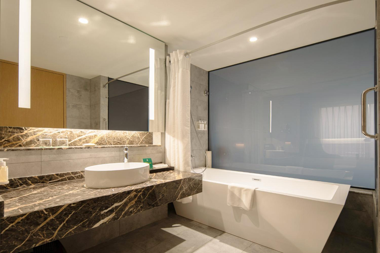 Bathroom 20
