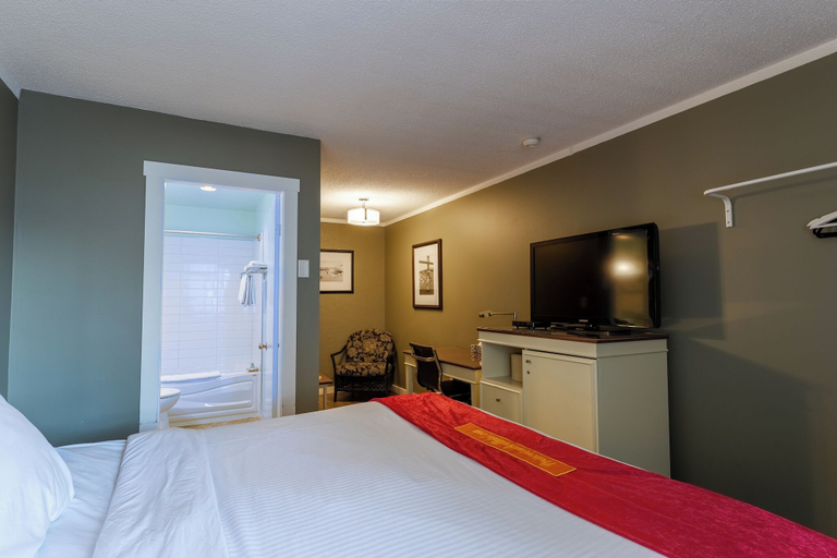 Bedroom 3, Ace Motel, Okanagan-Similkameen