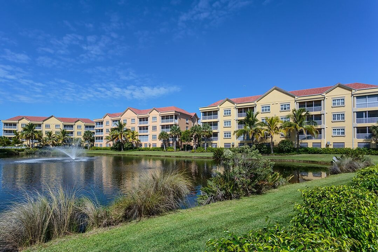Exterior & Views 2, Bella Lago, Lee