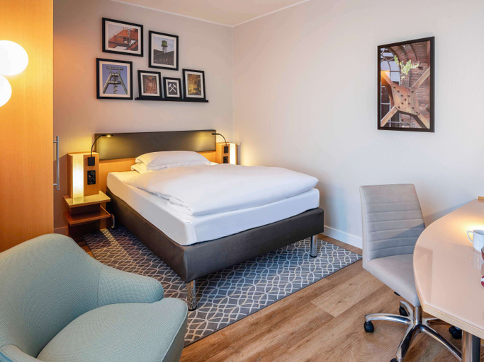 Bedroom 9