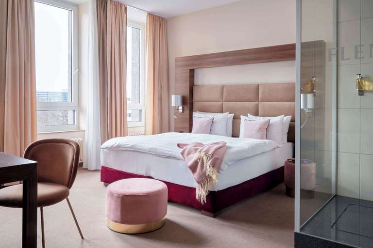 Bedroom 4, Flemings Selection Hotel Frankfurt-City, Frankfurt am Main