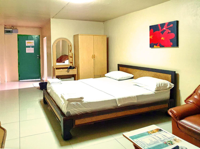 Bedroom 12
