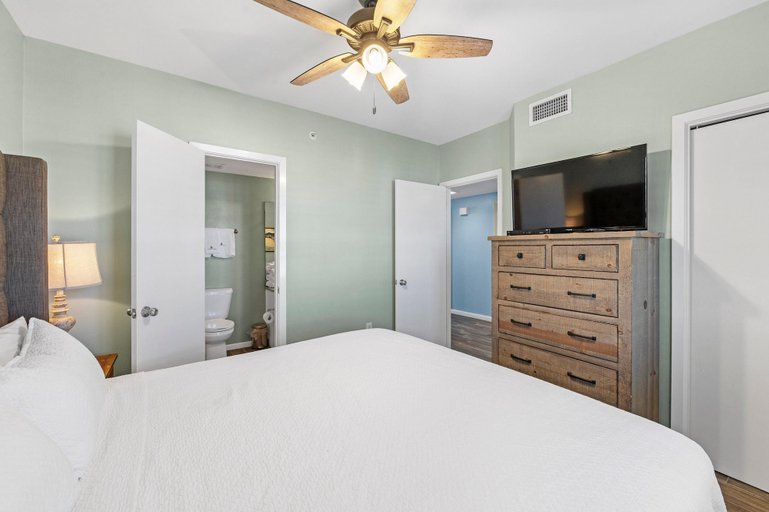 Bedroom 2, Phoenix X 603, Escambia