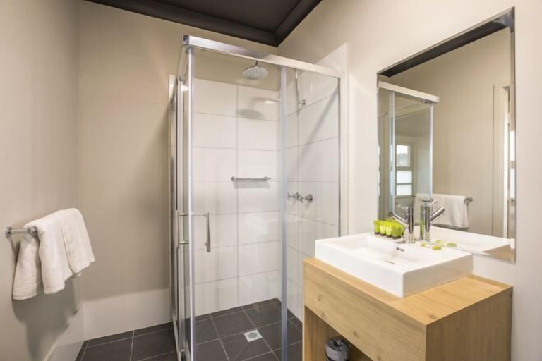 Bathroom 5