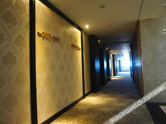 Others 4, Neon Holiday Apartment, Jinan