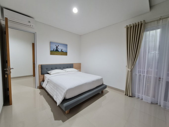 bedroom 13