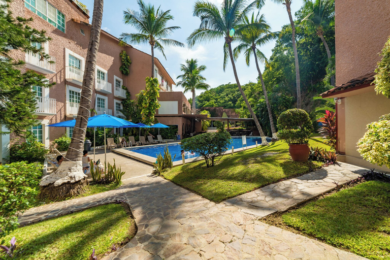 Exterior & Views 2, Hotel Castillo Huatulco & Beach Club, Dist. Pochutla