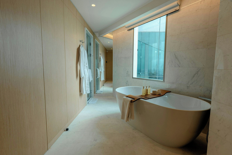 Bathroom 15