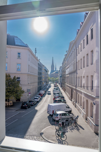 Exterior & Views 2, Hotel Urania, Wien