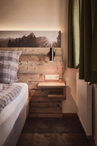 Bedroom 4, Raitner Wirt, Traunstein