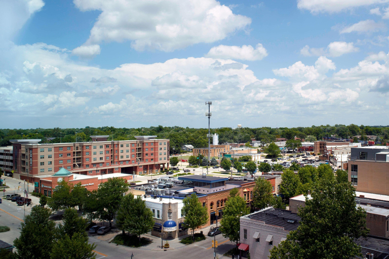 Exterior & Views 26