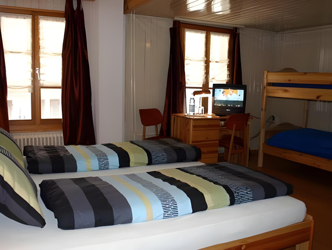 Bedroom 10