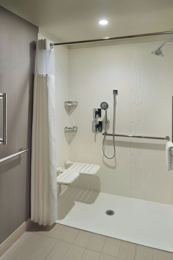 Bathroom 4, Courtyard by Marriott LaGrange, Troup