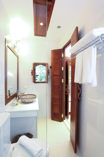 Bathroom 3